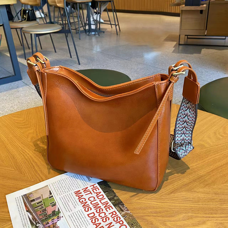 Women's Large-capacity Leather Shoulder Messenger Bag